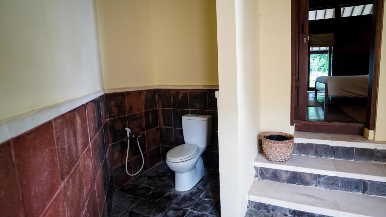Belongas Bay Sekotong Villa