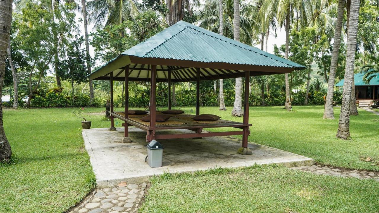 Belongas Bay Sekotong Villa