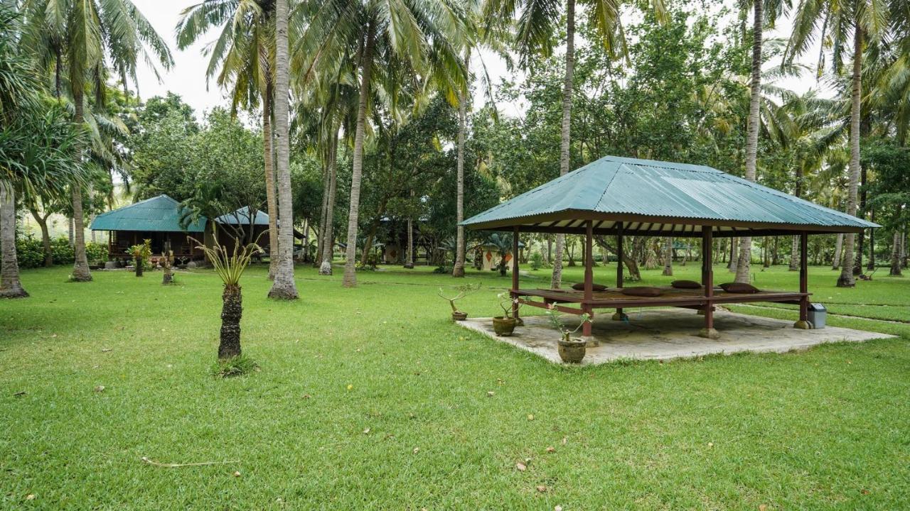 Belongas Bay Sekotong Villa *